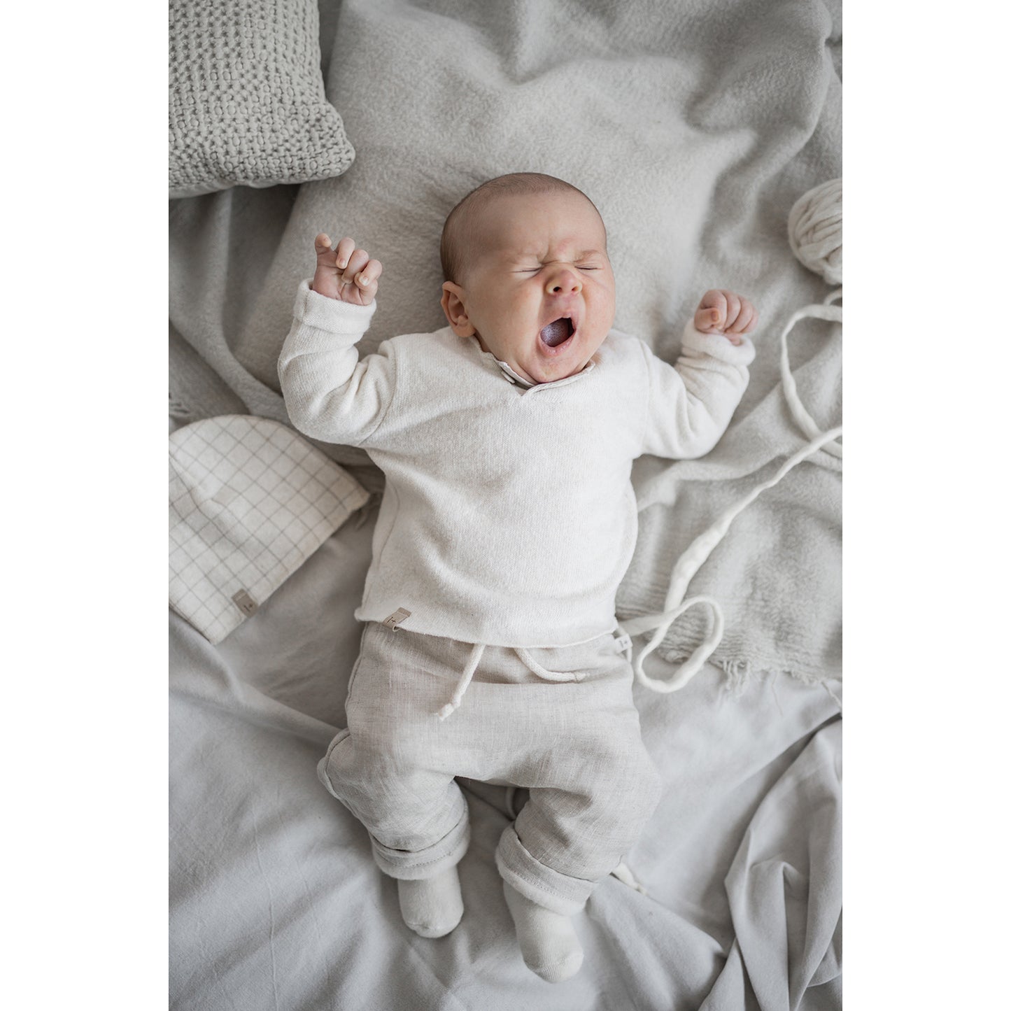 1 + IN THE FAMILY Mateu Soft Sweater - Ecru