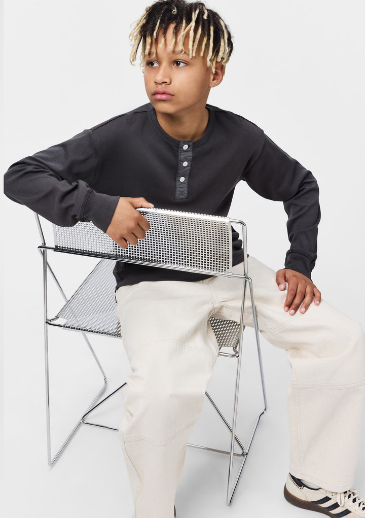 Riff T-shirt in Raven