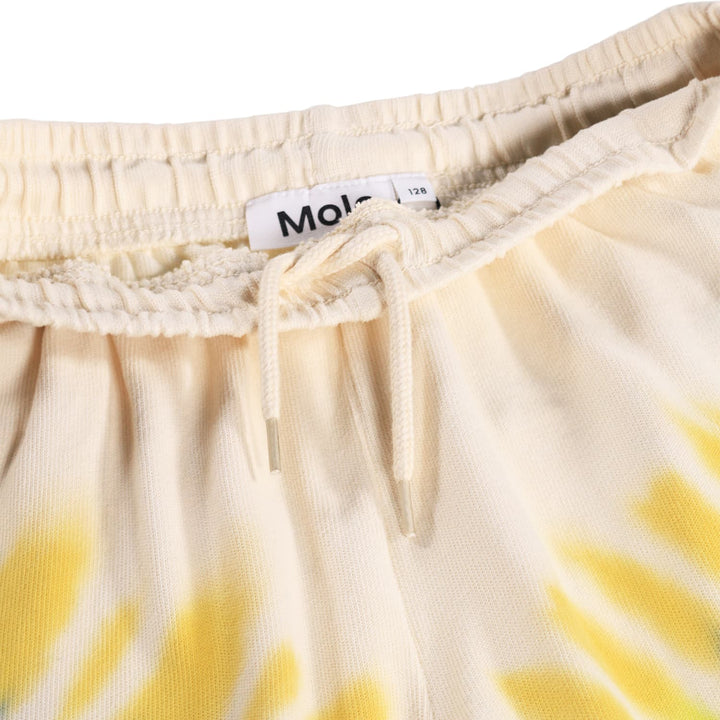 Amil Soft Shorts in Rays of Colour