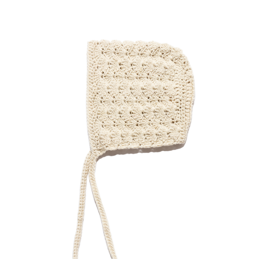 Joan Woolen Bonnet in Vanilla