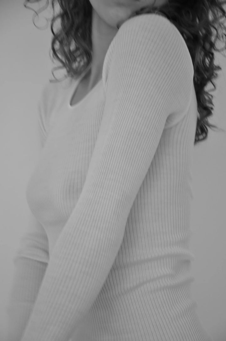 Alpina Wool & Silk Rib Longsleeve in Ivory