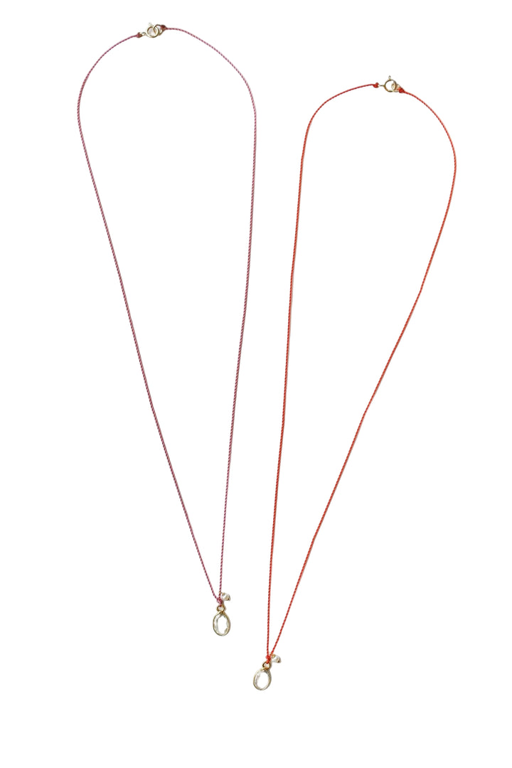 Little Pearl Necklace with Sapphire in Coral