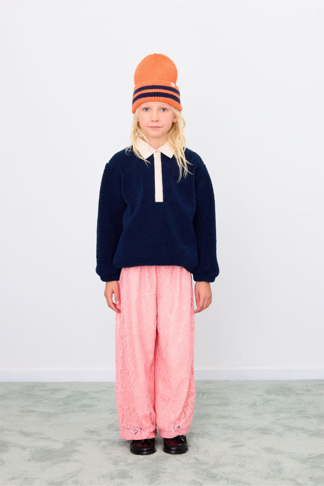 Sherpa Collar Sweatshirt in Navy